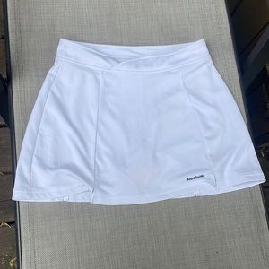 Reebok White Tennis/Golf Skirt with Built in Shorts 🎾